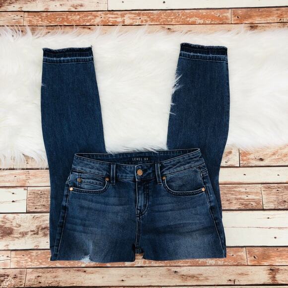 Level 99 Women's Amber Slouchy Crop Skinny Jeans Sz 26 Distressed Raw Hem Zip - Picture 3 of 7